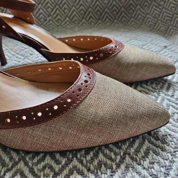 Nine West Ankle Strap Leather Heel - Picture 3 of 11